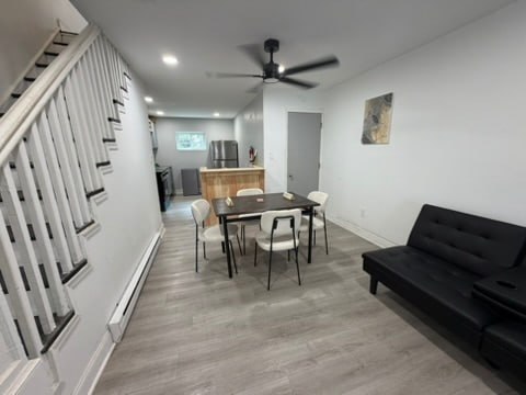 Hilton St House - photo 8 of 9